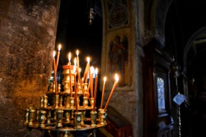 Πότε πέφτει φέτος το τριήμερο του Αγίου Πνεύματος - Για ποιους είναι αργία