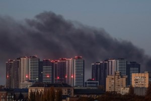 Συναγερμός για την Ουκρανία: Σειρήνες ήχησαν στο Κίεβο την ώρα που κλείνουν η μία μετά την άλλη δυτικές πρεσβείες - εικόνα 2