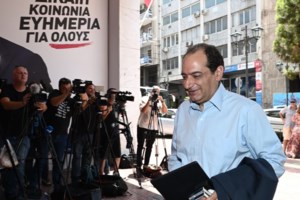 Υπό διάλυση η ομάδα Τσίπρα: "Δεν διορθώνεται αυτός ο ΣΥΡΙΖΑ", λέει ο Τεμπονέρας - Παραίτηση Σπίρτζη με στήριξη Πολάκη