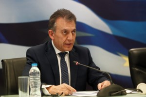 Βρούτσης για τους "μισούς μισθούς": Προσωρινό μέτρο για την προστασία των θέσεων εργασίας