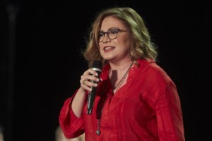 Μαρία Σπυράκη: Η πρώτη αντίδραση από το περιβάλλον του συνεργάτη της - "Θα στραφώ εναντίον του" λέει η ευρωβουλευτής