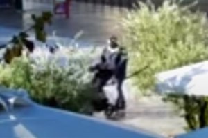 Εγκατάλειψη μωρού στο μουσείο: Νέο βίντεο-ντοκουμέντο - Βρήκαν DNA στο καρότσι του μωρού