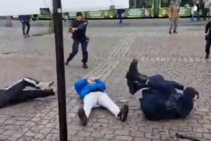 Γερμανία: Απεβίωσε ο αστυνομικός που είχε τραυματιστεί στην επίθεση με μαχαίρι στο Μανχάιμ - εικόνα 2