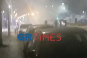 Επεισόδια στο ΑΠΘ: Στο Αυτόφωρο οι συλληφθέντες  - Συγκέντρωση έξω από τα Δικαστήρια [βίντεο]