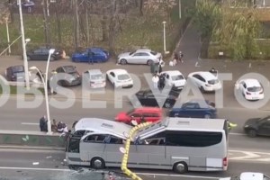 Τραγωδία στο Βουκουρέστι: Αρνητικός στο αλκοτέστ ο οδηγός – Σε κώμα μία γυναίκα από τους τραυματίες