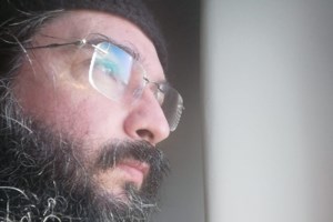 Χαλκιδική: Έλαμψε το Στρατώνι - Εθελοντές από όλη την Ευρώπη έπιασαν βούρτσες σκούπες και πινέλα ζωγραφικής [εικόνες] - εικόνα 3