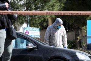 Πυροβόλησαν αστυνομικό στη Θεσσαλονίκη: Ακουσε δύο δυνατούς θορύβους κι ένιωσε έντονο κάψιμο στο χέρι - εικόνα 2