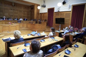 Κωνσταντοπούλου για Τριαντόπουλο: "Συμβουλεύω τον κ. Μητσοτάκη να βρει έναν καλό δικηγόρο, θα του χρειαστεί"