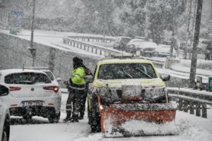 Προειδοποίηση Μαρουσάκη: Νέα ισχυρή κακοκαιρία θα χτυπήσει τη χώρα - Χιόνια πάλι στην Αττική - Οι "κόκκινες" περιοχές