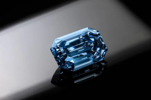 Σε δημοπρασία "εξαιρετικά σπάνιο" ροζ διαμάντι - Αναμένεται να πιάσει περισσότερα από 35 εκατ. δολ. - εικόνα 3