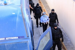 Δίκη για βιτριόλι - Σούρας: Ο,τι και να πει τώρα η κατηγορούμενη είναι υποστηρικτική γραμμή - Είναι αδίστακτη - εικόνα 2