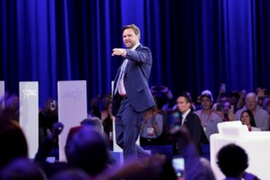 Μαρκ Ρούτε: Πολύ πάνω από το 3% του ΑΕΠ πρέπει να αυξηθούν οι αμυντικές δαπάνες των μελών του NATO