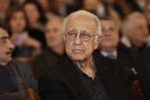 Τάσος Μπιρσίμ: Στη Ριτσώνα το τελευταίο "αντίο" στον μεγάλο σκηνοθέτη - εικόνα 2