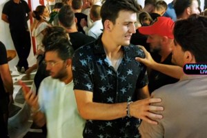 Στον Εισαγγελέα Σύρου ο αρχηγός της Μάντσεστερ-Ο αγριος καβγάς στη Μύκονο και η συγνώμη στους αστυνομικούς [Εικόνες-Βίντεο] - εικόνα 2