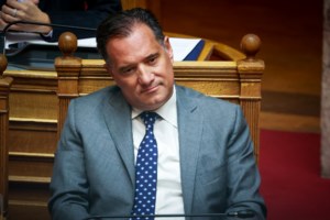 Αρίστος Δοξιάδης για Σαμαρά: "Δείξε επιτέλους λίγη τσίπα, και ζήτα συγγνώμη. Ή τουλάχιστον, αποτραβήξου με αξιοπρέπεια" - εικόνα 2