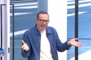 Κώστας Τσουρός: Οριστικό τέλος για το "Ακόμα δεν είδες τίποτα" - Η ανακοίνωση για το "κόψιμο" της εκπομπής από το Mega