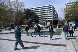 Κορονοϊός: Aρχές Απριλίου τα πρώτα 10 εκατoμμύρια self tests στα φαρμακεία - εικόνα 2