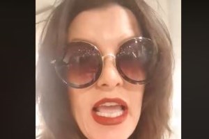 Επεισόδιο με Χαρδαλιά: Η γνωστή Θεσσαλονικιά- παρουσιάστρια του έριξε νερό - εικόνα 2