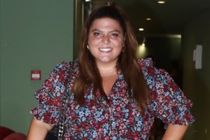 Η εξομολόγηση της Δανάης Μπάρκα: Μην τα φοβόμαστε τα σκοτάδια… από αυτά γεννιέται το φως