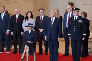 Τσουνάμι αποφάσεων Τραμπ με το καλημέρα: Χάρη στους εισβολείς στο Καπιτώλιο, έξοδος από τη συμφωνία για το κλίμα και τον ΠΟΥ - εικόνα 6