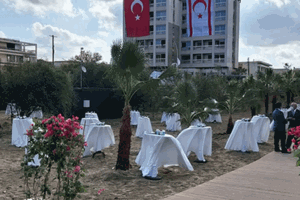 Ελεύθερος ο αστυνομικός που πυροβόλησε κατά λάθος και σκότωσε τη σύζυγο του