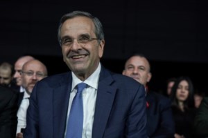 Ξαναχτύπησε ο Ιταλός φαρσέρ: Fake λογαριασμός με το όνομα του Γεραπετρίτη "πέθανε" τον Λουκά Παπαδήμο