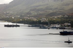 Κατασκοπεία στη Σούδα: Ο 26χρονος Αζέρος δεν μιλάει, δεν δίνει πληροφορίες και δεν αποδέχεται τις κατηγορίες