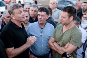 Απόστολος Γκλέτσος: Θα είμαι υποψήφιος για πρόεδρος στον ΣΥΡΙΖΑ - Θα κάνω πίσω μόνο αν κατέβει ο Τσίπρας - εικόνα 2