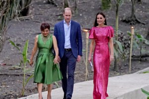 Σπάνια φωτογραφία της Καμίλα Πάρκερ Μπόουλς με τη μητέρα της - Πόσο της μοιάζει