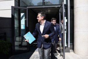 Ο Μπάιντεν απαγορεύει τη χρήση λογισμικών παρακολούθησης: "Απειλή για την εθνική ασφάλεια των ΗΠΑ"