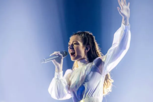 Eurovision 2022: Εκτός τελικού η Κύπρος - Απογοήτευση για την εκθαμβωτική Ανδρομάχη και το "Ela" [Βίντεο]