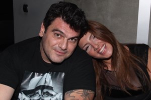 Αντιδικία Παπαρίζου-Μαυρίδη για τη μεζονέτα στη Γλυφάδα: Η πρόταση που δεν αποδέχεται η τραγουδίστρια [βίντεο]