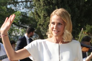 Κρυσταλλία: Στο νοσοκομείο η εγκυμονούσα τραγουδίστρια - "Μην κάνουμε τους μάγκες" [Βίντεο]