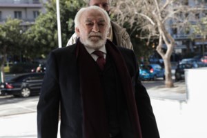 Νίκαια: Επίθεση στο πολιτικό γραφείο του βουλευτή της ΝΔ, Δημήτρη Μαρκόπουλου