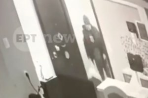 Κυψέλη: Προφυλακιστέος ο 64χρονος που προσπάθησε να βιάσει τις 25χρονες δίδυμες ΑμεΑ - "Δεν θυμάμαι..."