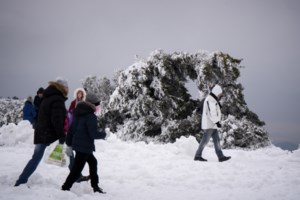 Προειδοποίηση Μαρουσάκη: Χιονιάς προ των πυλών - Ποιες περιοχές της Αττικής θα ντυθούν στα λευκά [χάρτες]