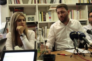 Στην Πρόεδρο της Δημοκρατίας αύριο ο Νίκος Ανδρουλάκης για την υπόθεση των υποκλοπών