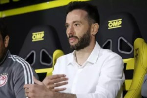 Ολυμπιακός: Ο Μίτσελ επιστρέφει στον πάγκο των ερυθρόλευκων