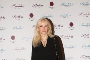 Σμαράγδα Καρύδη: Με νέο look στο Ηρώδειο λίγες μέρες μετά τον θάνατο του πατέρα της - εικόνα 5