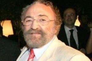 Παππάς-gate: Τα μηνύματα sms Καλογρίτσα- Παππά, οι εκβιασμοί "από πολύ ψηλά", οι Αραβες και το Documento