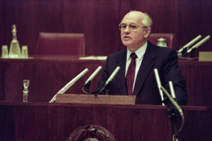 Οταν ο Γκορμπατσόφ διαφήμιζε την Pizza Hut - Η συμβολική νίκη του καπιταλισμού [βίντεο]