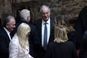 Υπ’ ατμόν η κυβέρνηση για τις νέες αυξήσεις στα ακτοπλοϊκά εισιτήρια - Σύσκεψη στο Μαξίμου υπό τον Μητσοτάκη