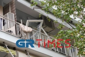 Φωτιά σε λεωφορείο με μαθητές από τη Θεσσαλονίκη - Επέστρεφαν από σχολική εκδρομή [βίντεο]