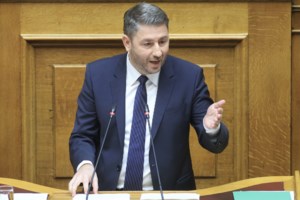 Πυρά Ανδρουλάκη σε κυβέρνηση για επιστολική ψήφο: Τινάξατε τη συναίνεση στον αέρα - Αποσύρετε την τροπολογία