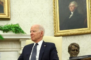 Και ο Φάουτσι τα βάζει με τα fake news για τα εμβόλια - "Η εξάλειψη της ευλογιάς θα ήταν αδύνατη με αυτή την παραπληροφόρηση"