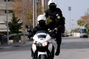 Χειροπέδες σε 4 Γεωργιανούς που λεηλατούσαν σπίτια σε Δάφνη και Ηλιούπολη- Ντοκουμέντα από τη δράση τους [βίντεο]