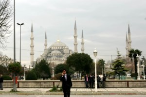 Τουρκία: Σε καθολική καραντίνα για το Σαββατοκύριακο -Τα κρούσματα σπάνε το ένα ρεκόρ μετά το άλλο - εικόνα 4