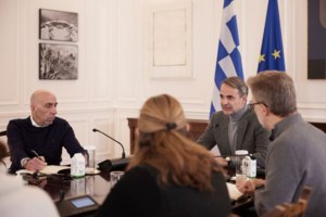 Τσαπανίδου: Δουλειά του κράτους δεν είναι το λουκέτο και η μετάθεση ευθυνών στους πολίτες, αλλά να λειτουργεί η χώρα