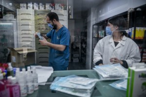 Στις κάλπες των 63 δικηγορικών συλλόγων της χώρας σήμερα και αύριο οι δικηγόροι - εικόνα 2