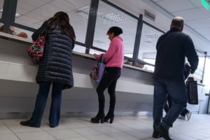 Νέο 15ετές ομόλογο: Η Ελλάδα ξανά στις αγορές - Άνοιξε το βιβλίο προσφορών